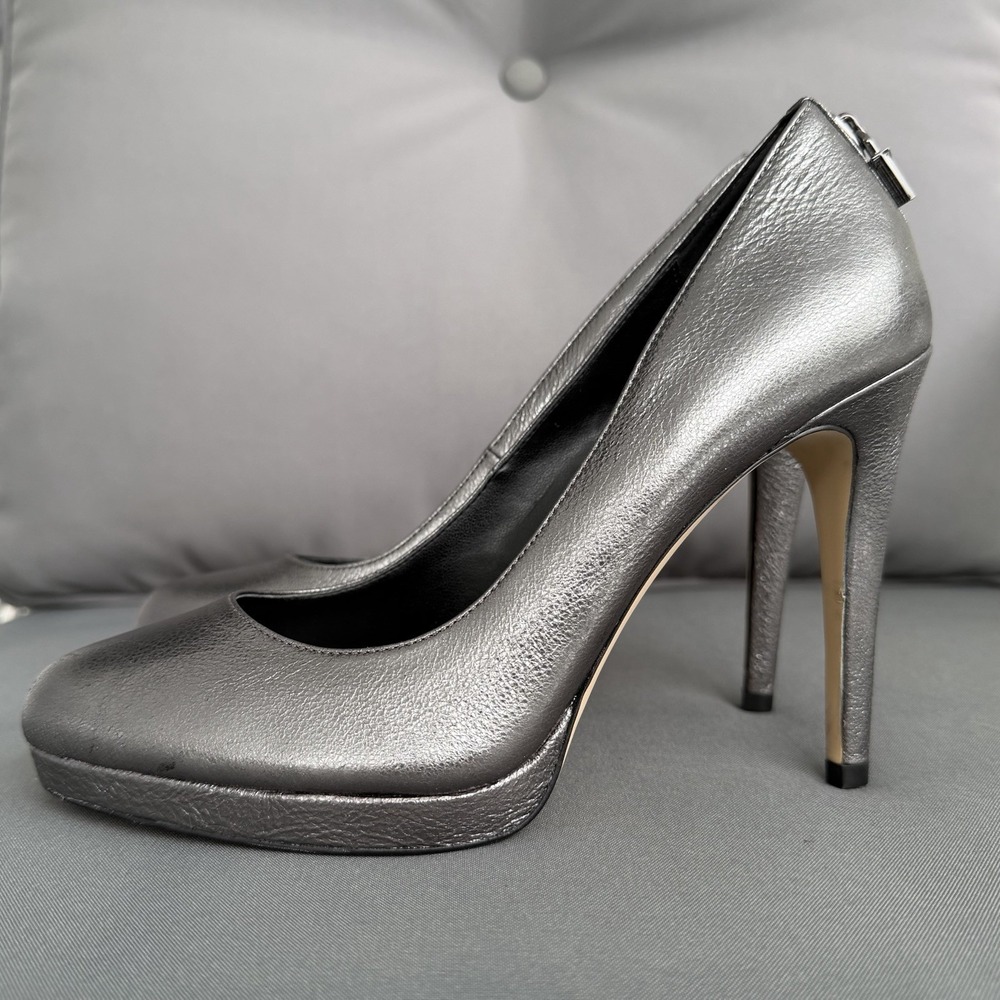 Michael Kors Women's‎ Silver Platform Pumps Heels Size 7 Glam Classic